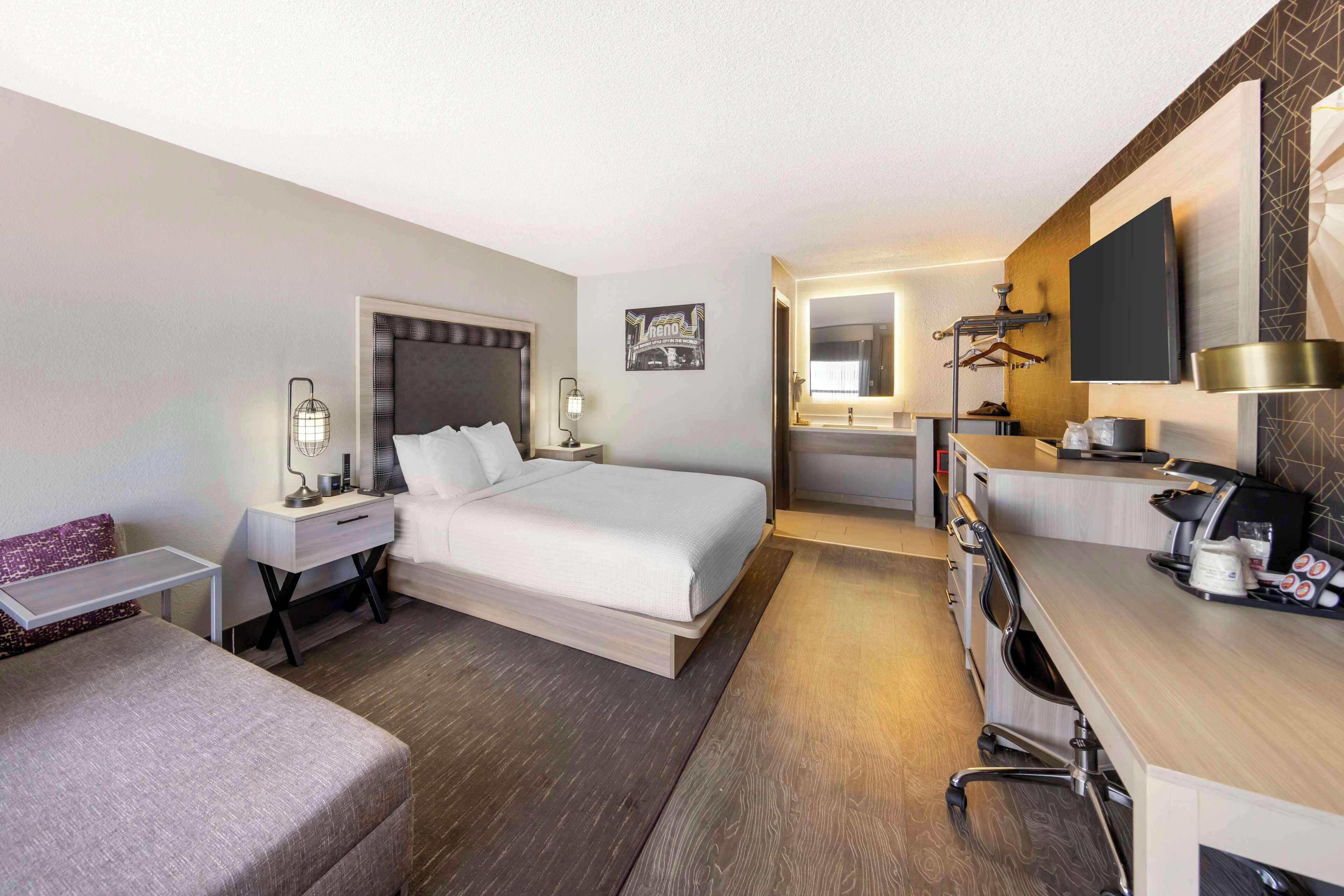 Aiden by Best Western South Reno