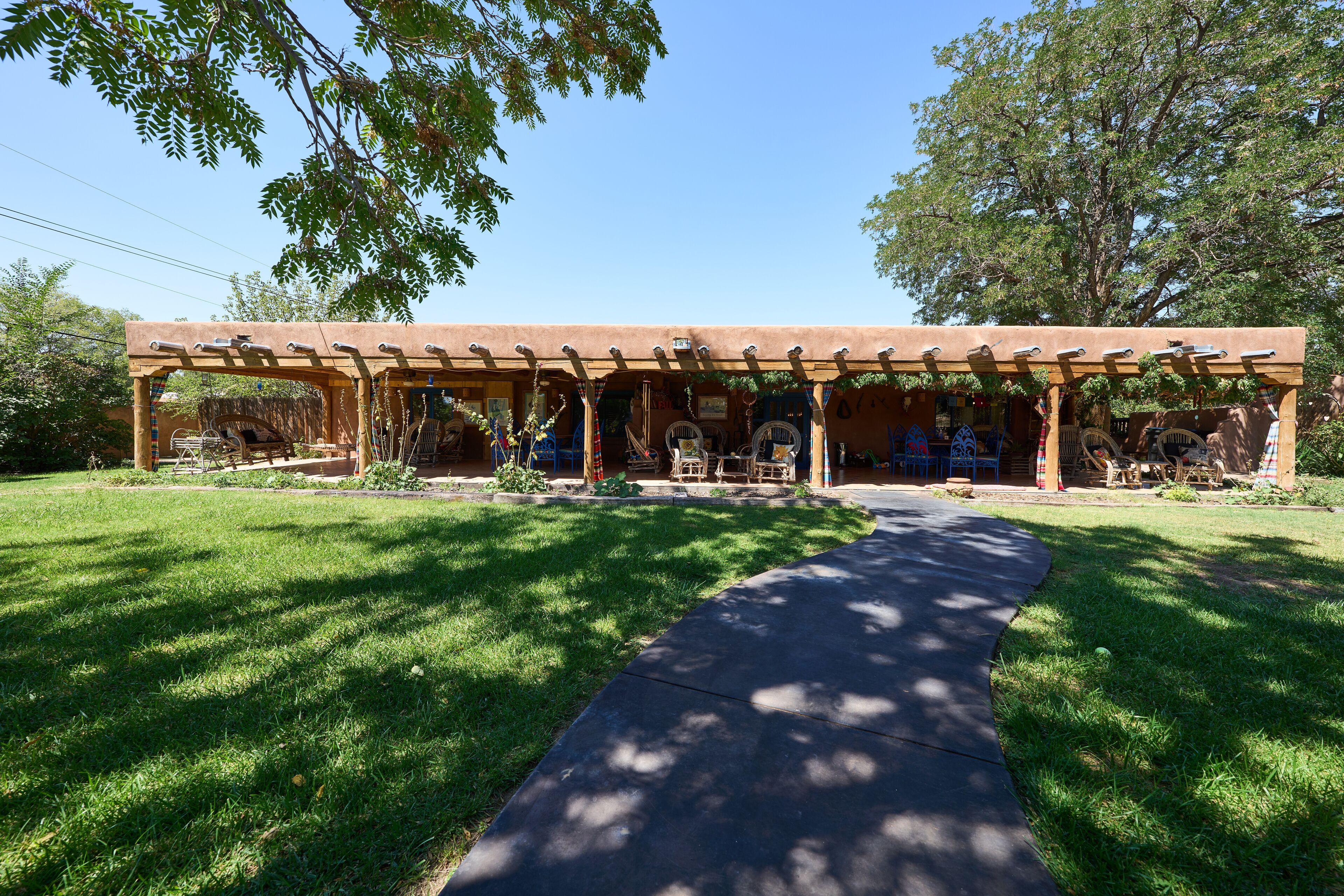 Loba Luna Bed & Breakfast