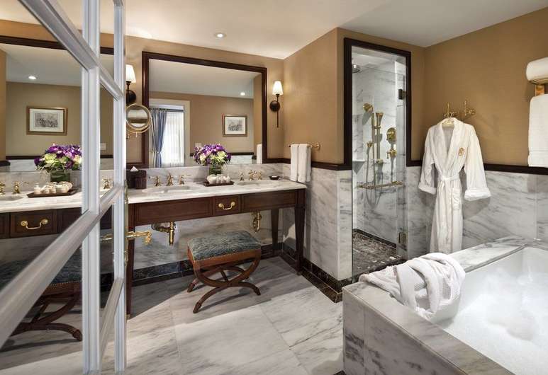 Plaza Athenee