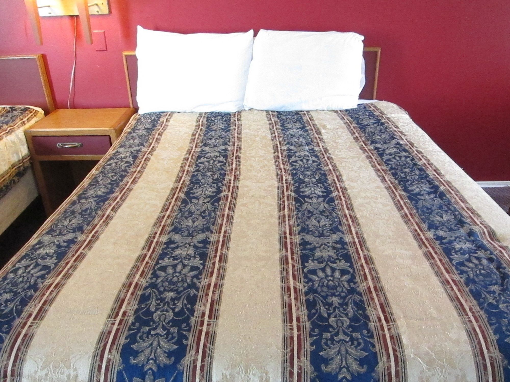 Hampton Harbor Motel