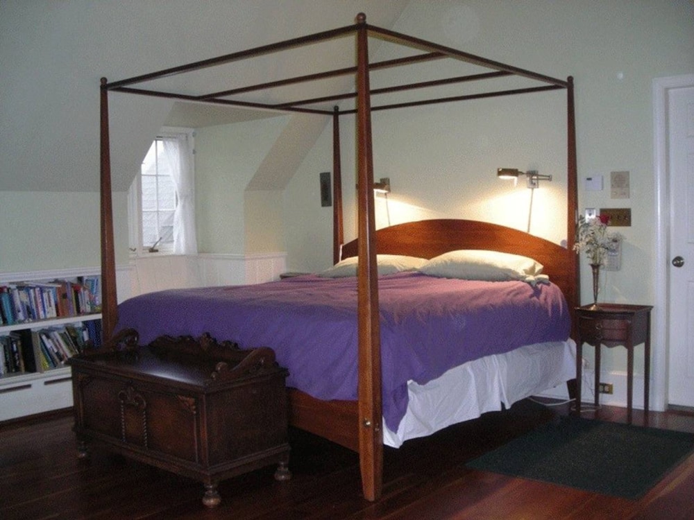 Cobb Hill Estate