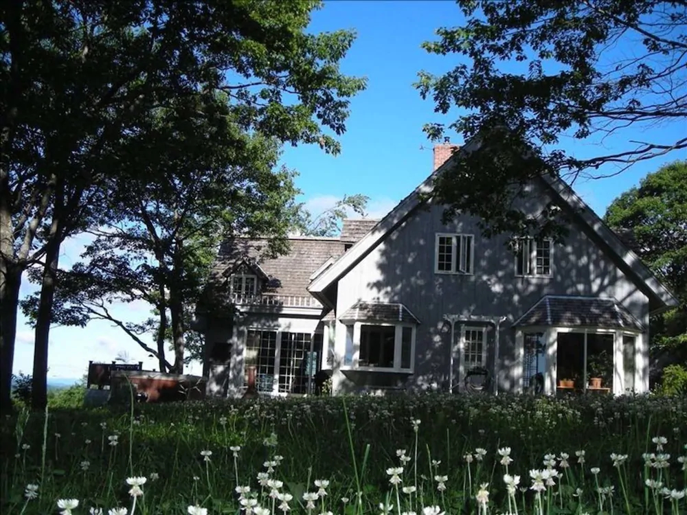 Cobb Hill Estate