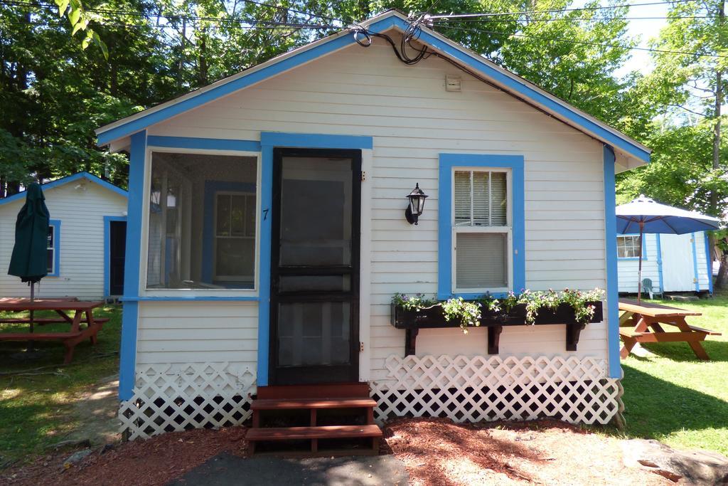 Weirs Beach Motel & Cottages