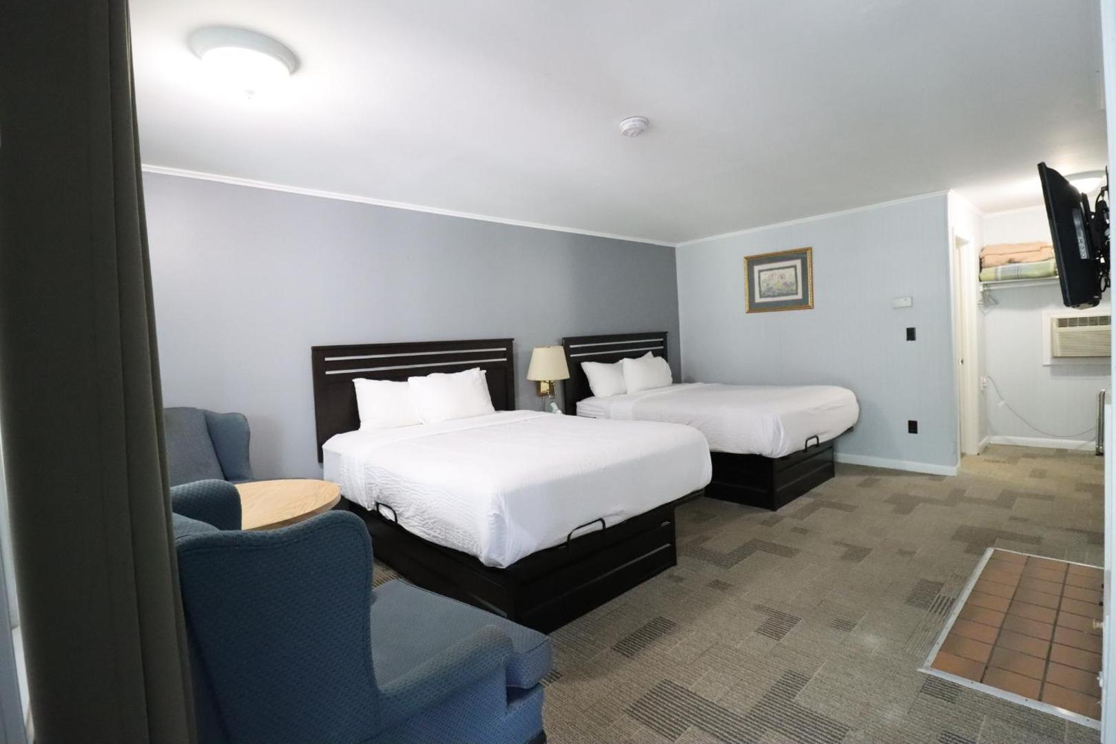 Travelodge by Wyndham Lincoln Near White Mountain