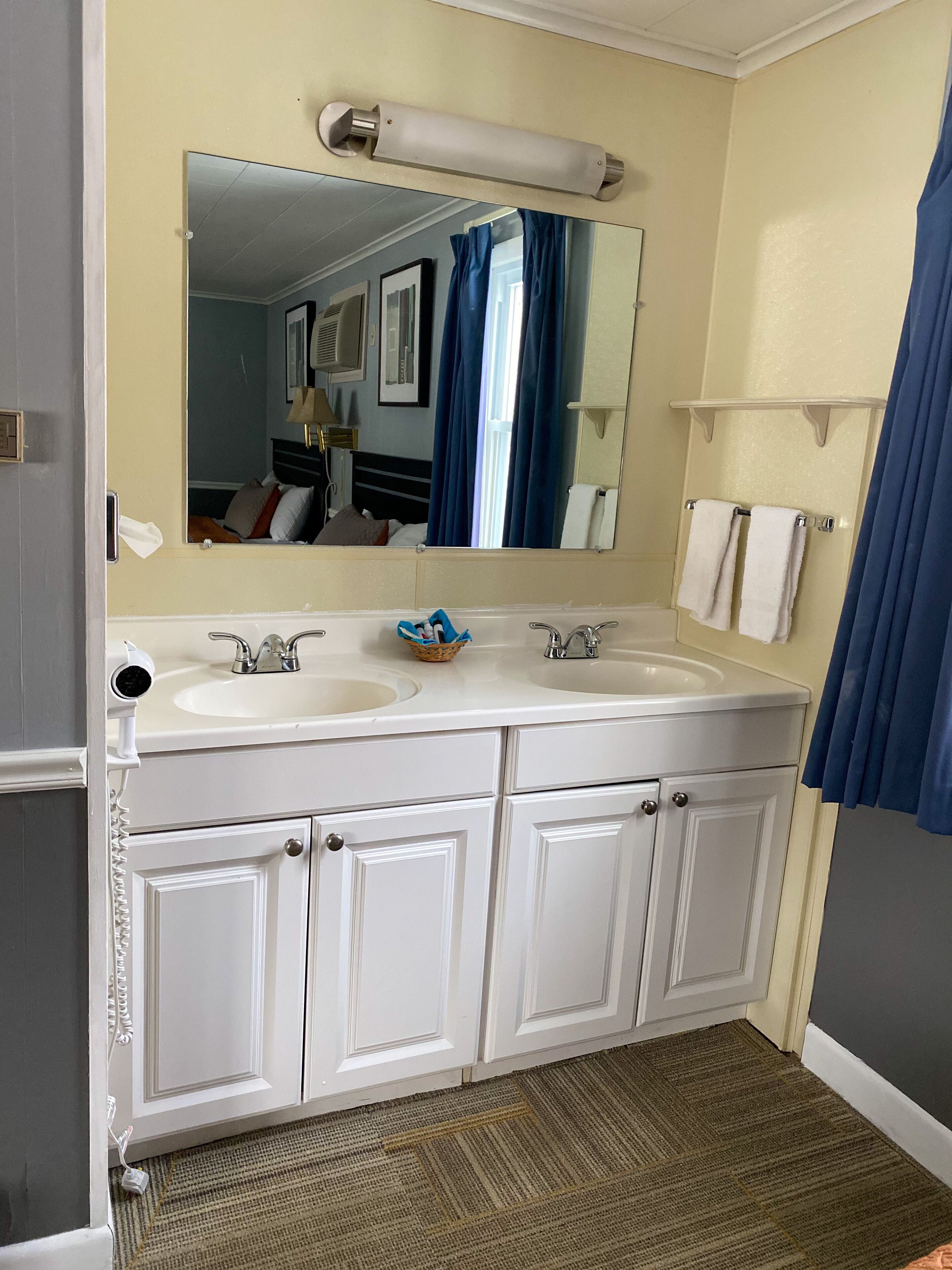 Travelodge by Wyndham Lincoln Near White Mountain