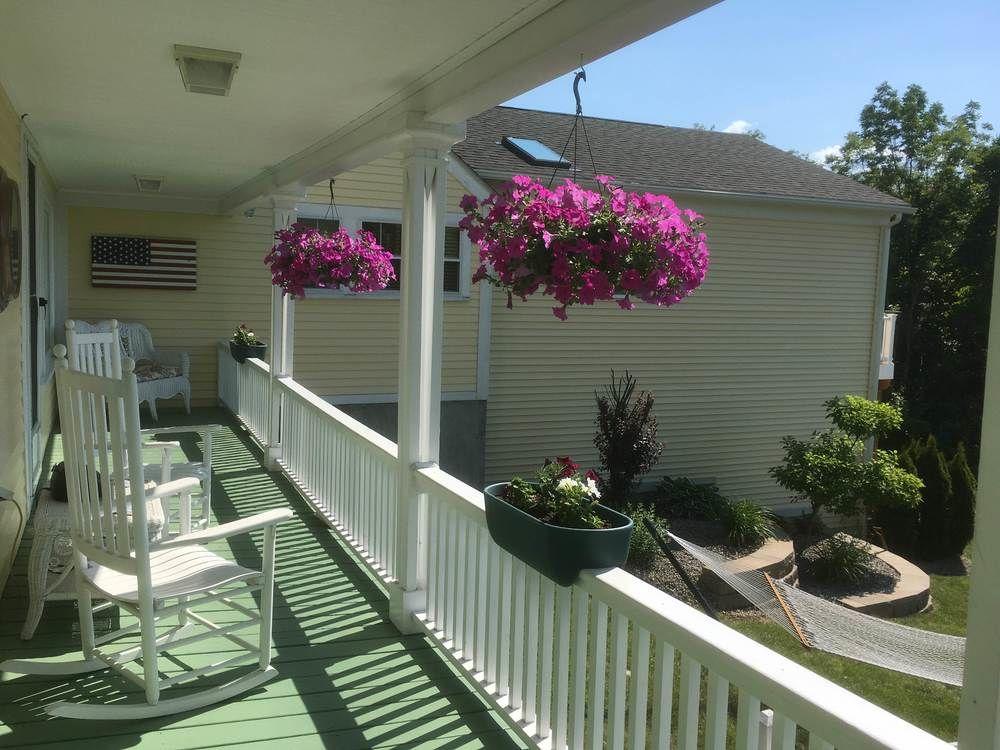 The Ballard House Inn