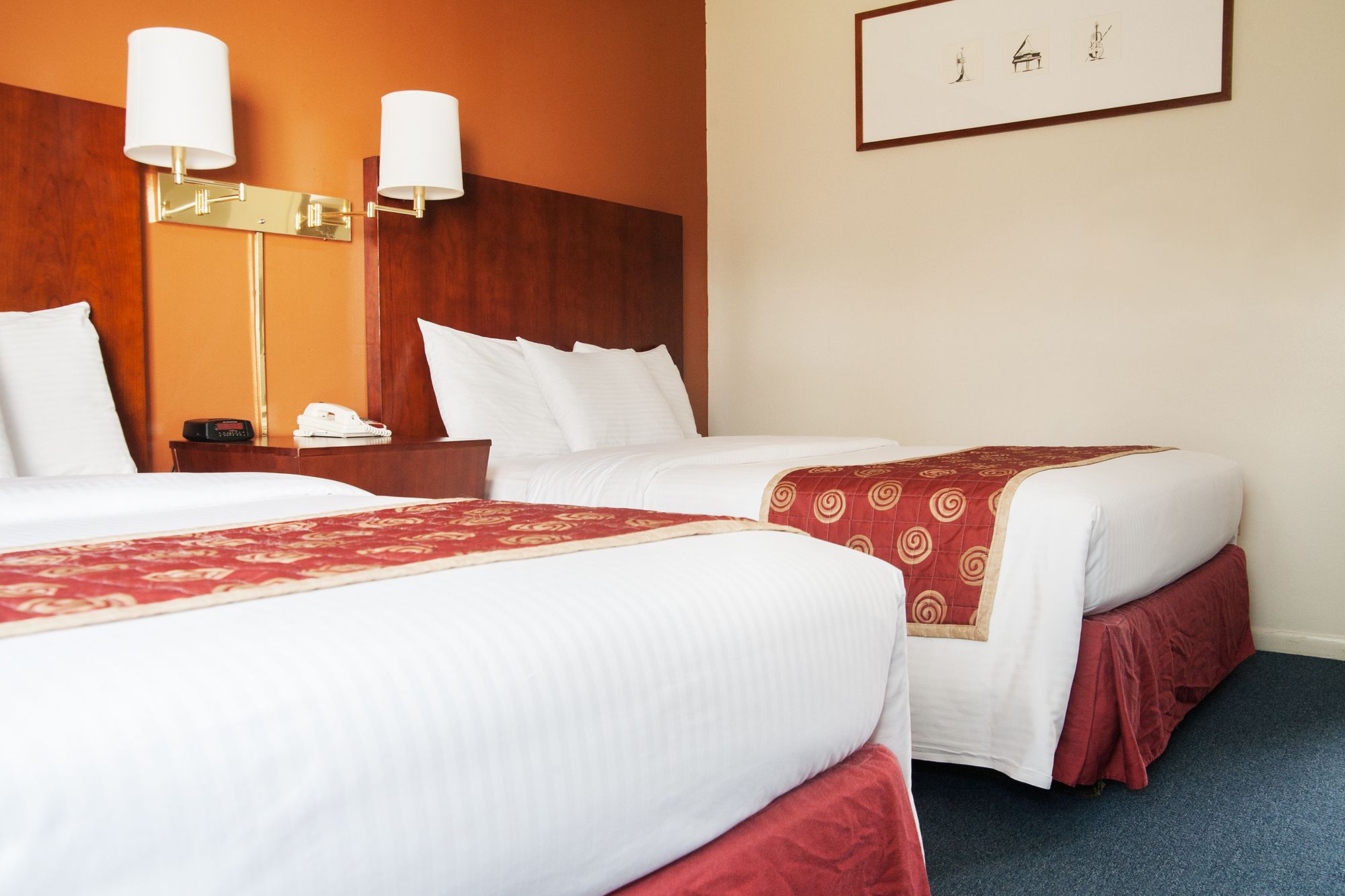 Red Carpet Inn & Suites