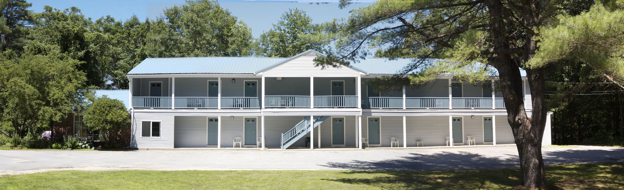 Red Carpet Inn & Suites