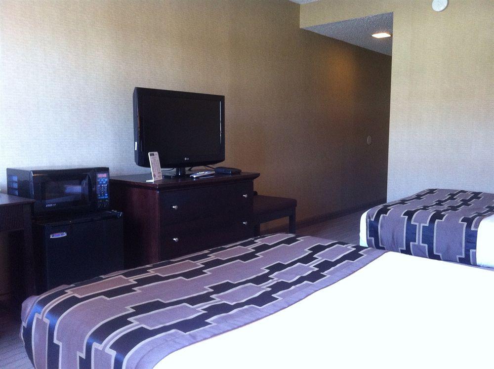 Howard Johnson by Wyndham Portsmouth