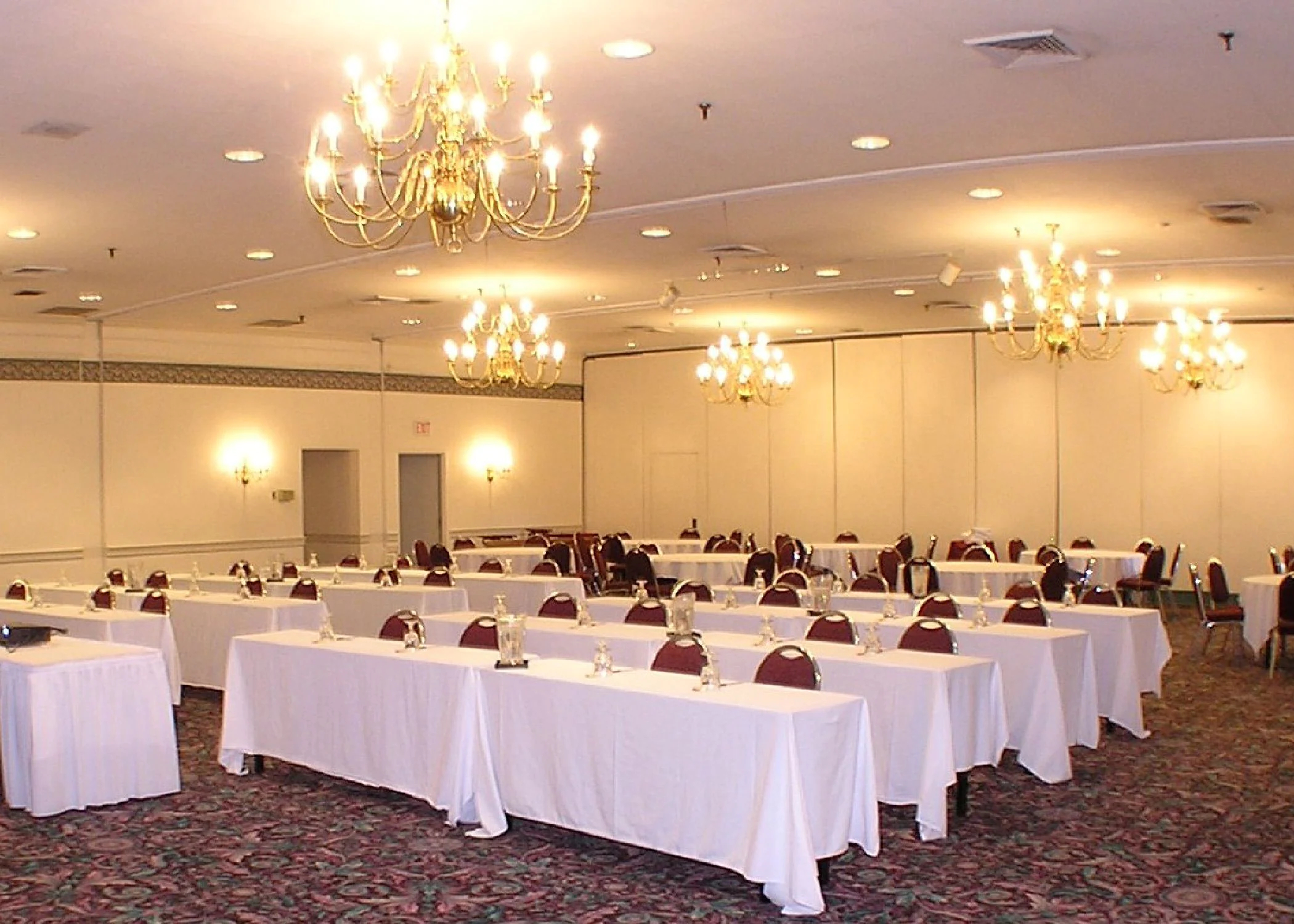 Fireside Inn & Suites