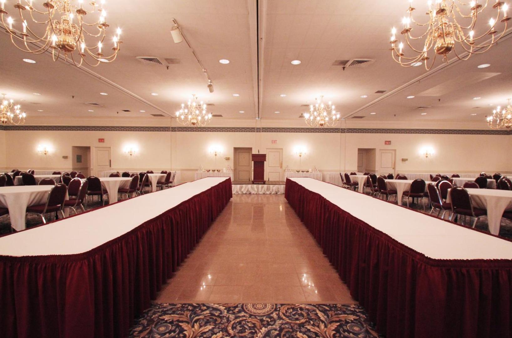 Fireside Inn & Suites