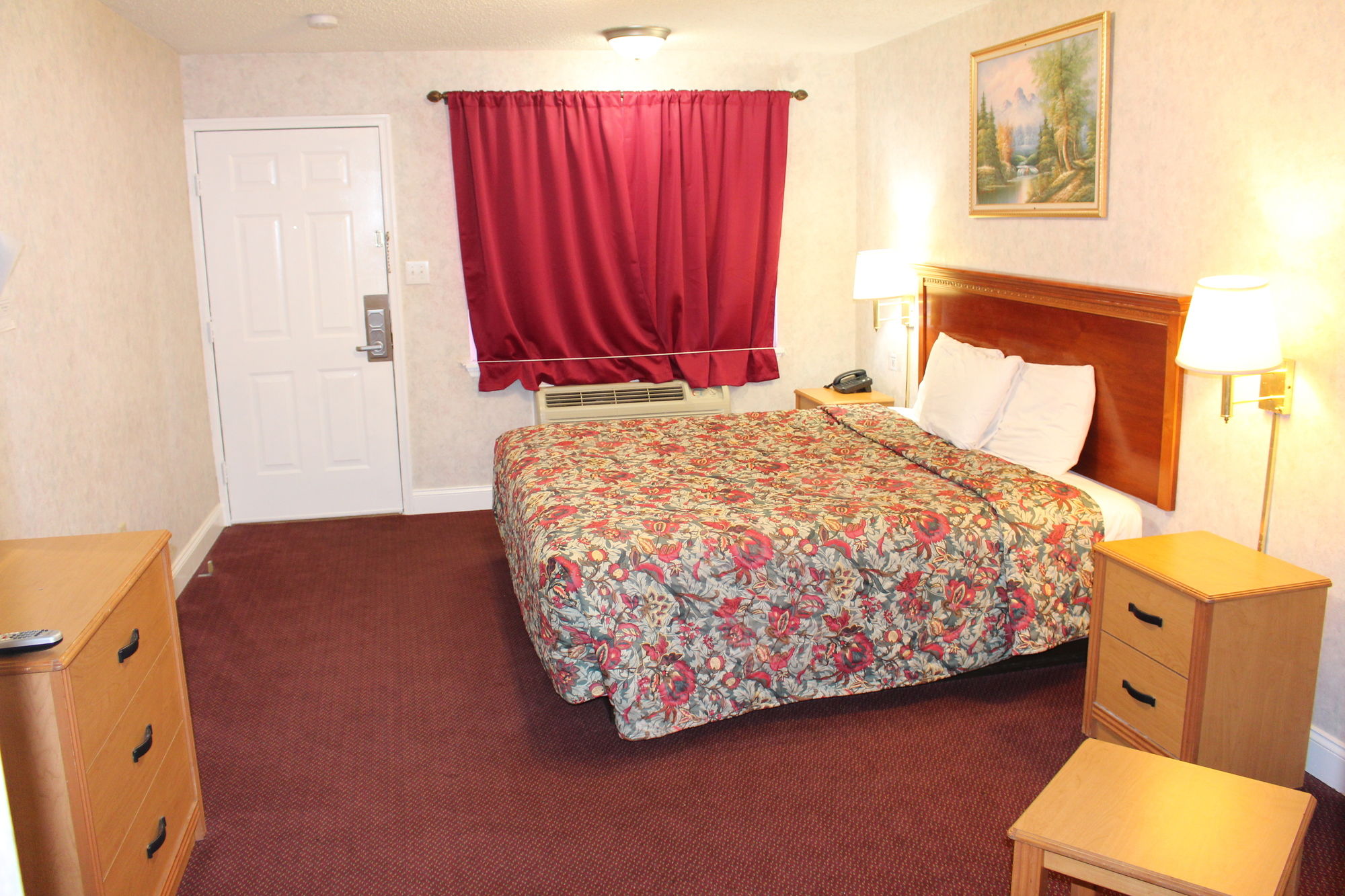 Highlander Motor Inn