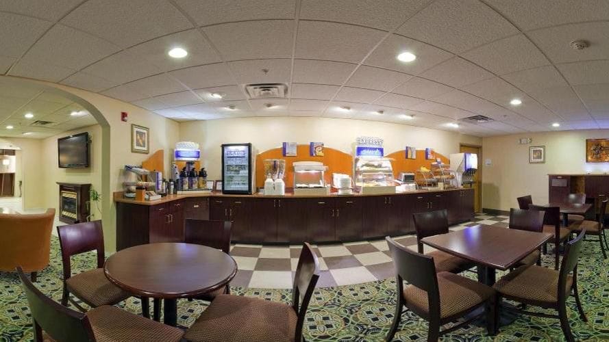 Holiday Inn Express Hotel & Suites Absecon - Atlantic City Area