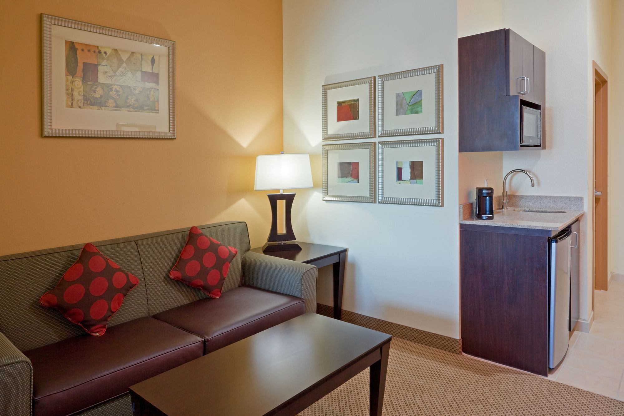 Holiday Inn Express Hotel & Suites Absecon - Atlantic City Area