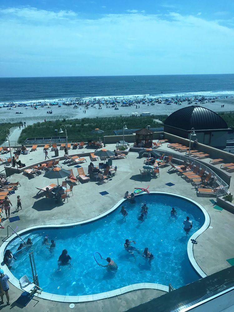 Atlantic Palace Suites