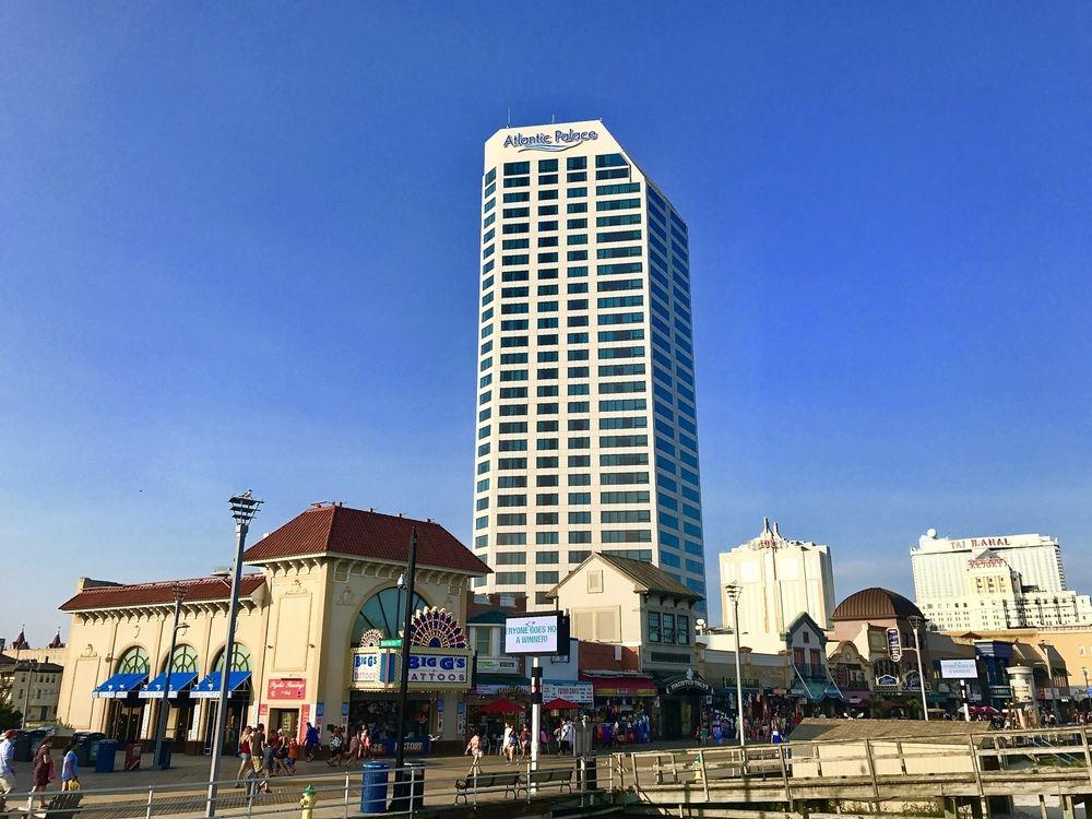 Atlantic Palace Suites