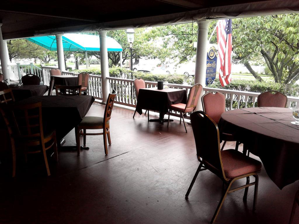 Grenville Hotel & Restaurant