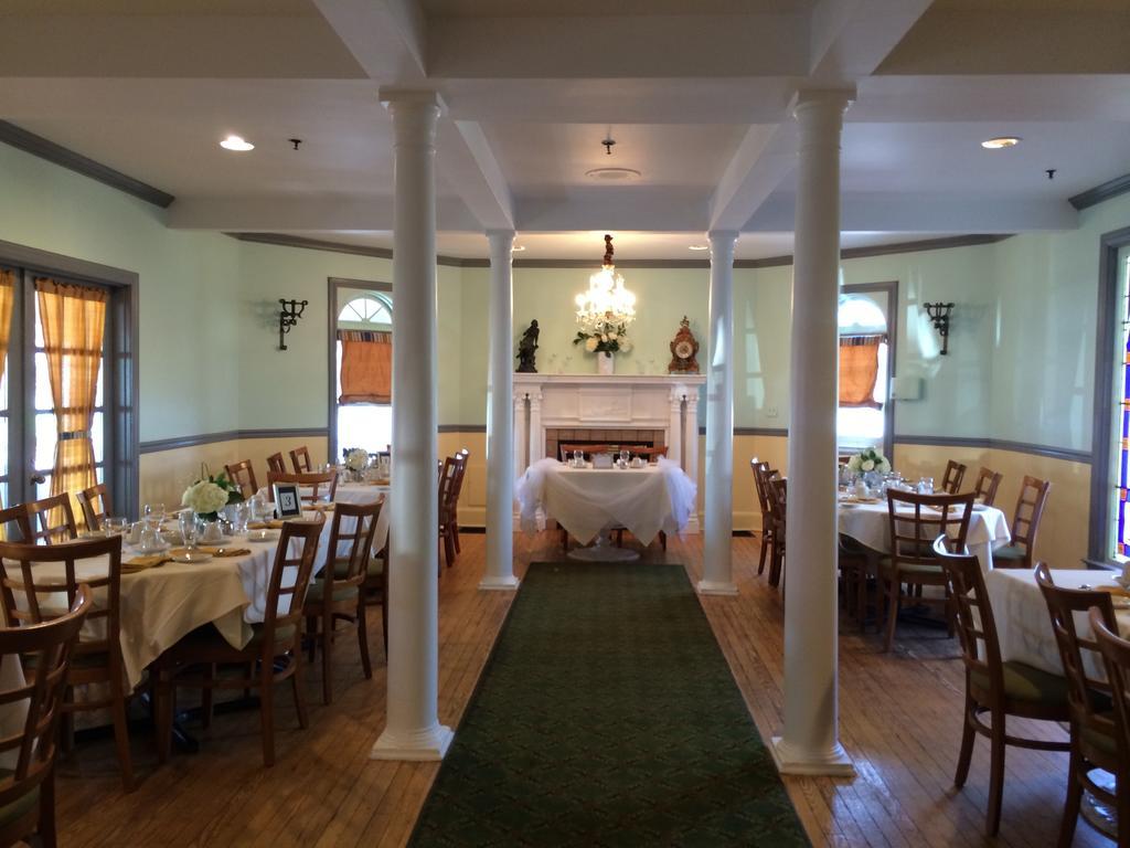 Grenville Hotel & Restaurant