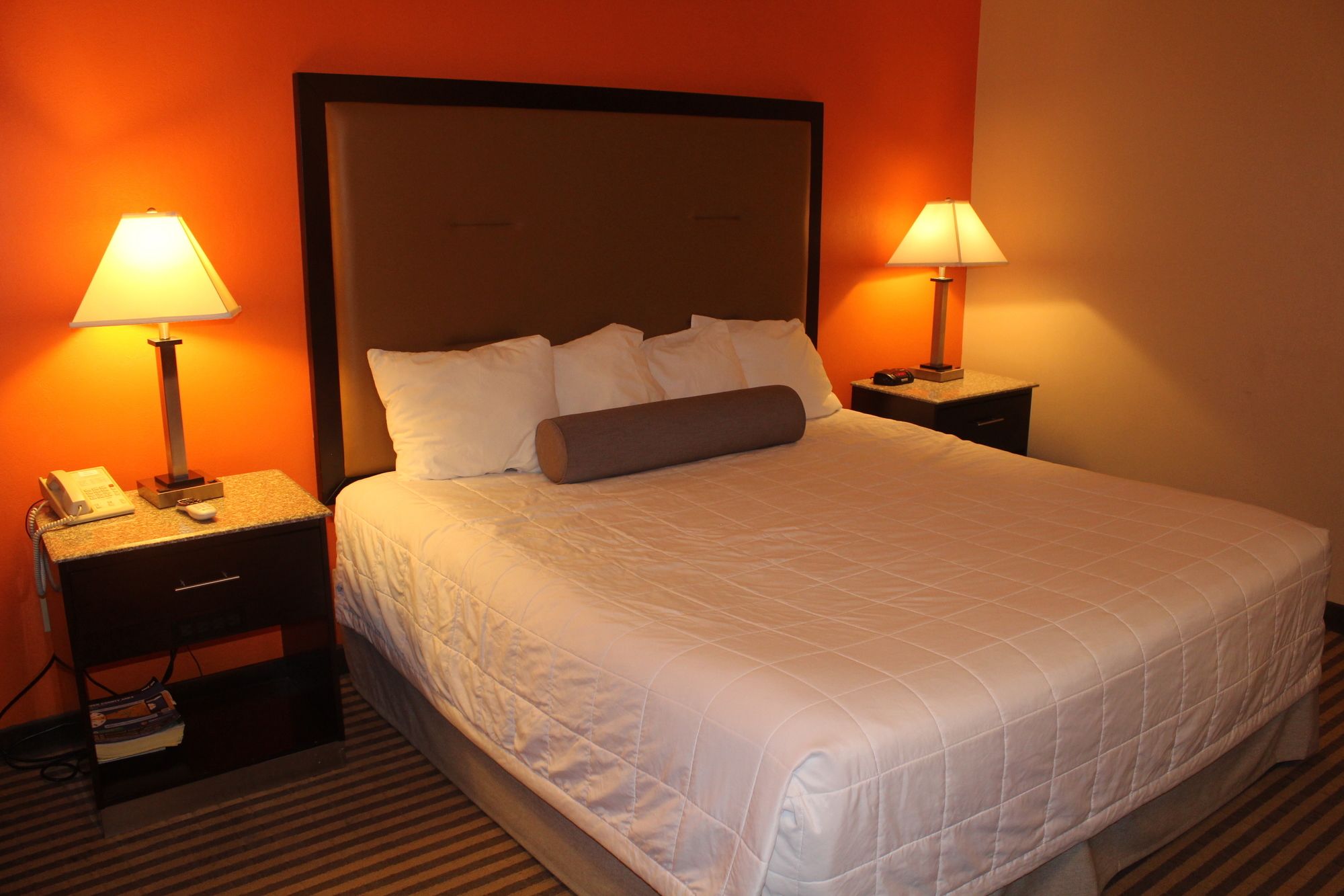 Travelodge by Wyndham Bellmawr