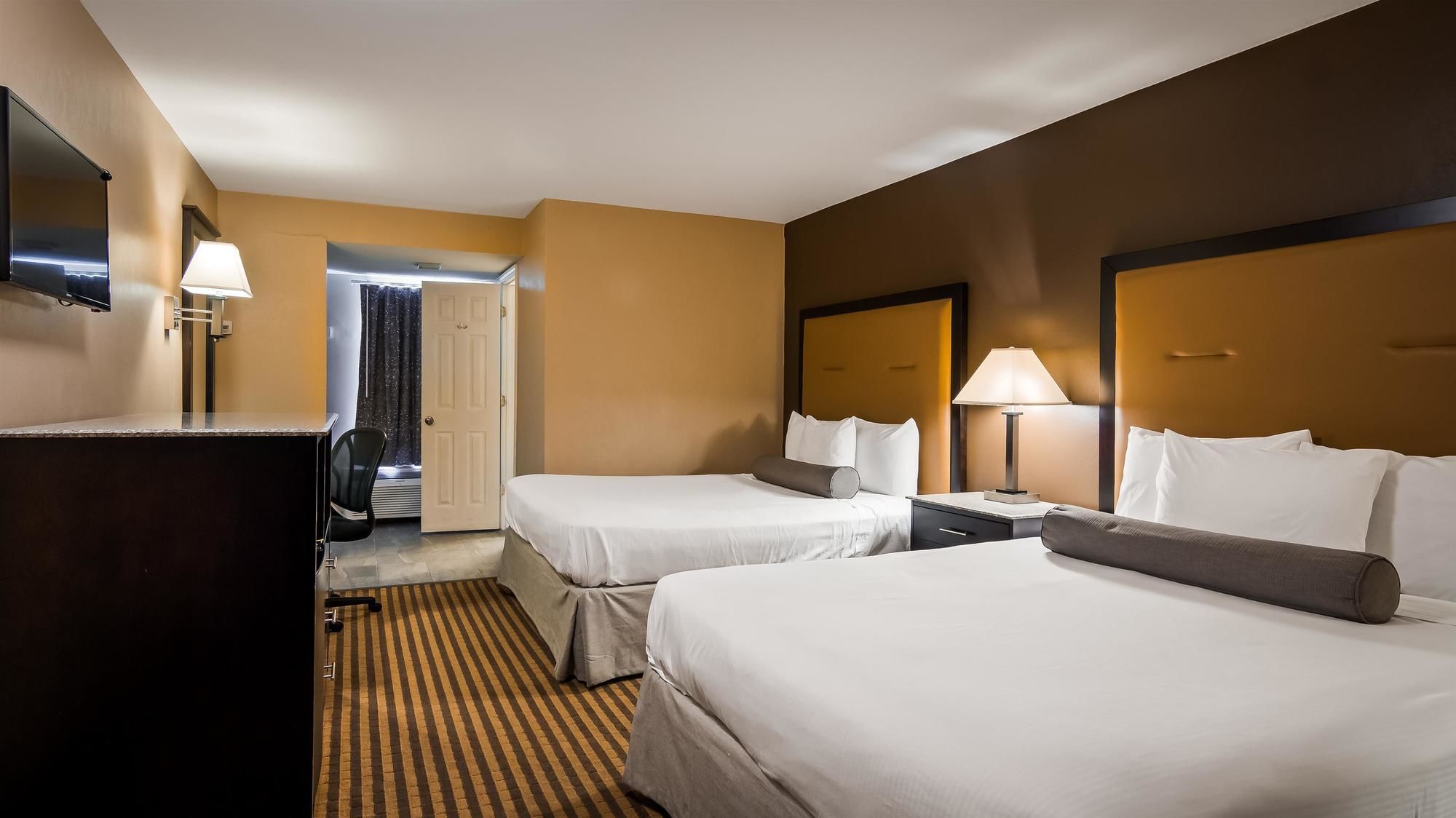 Travelodge by Wyndham Bellmawr