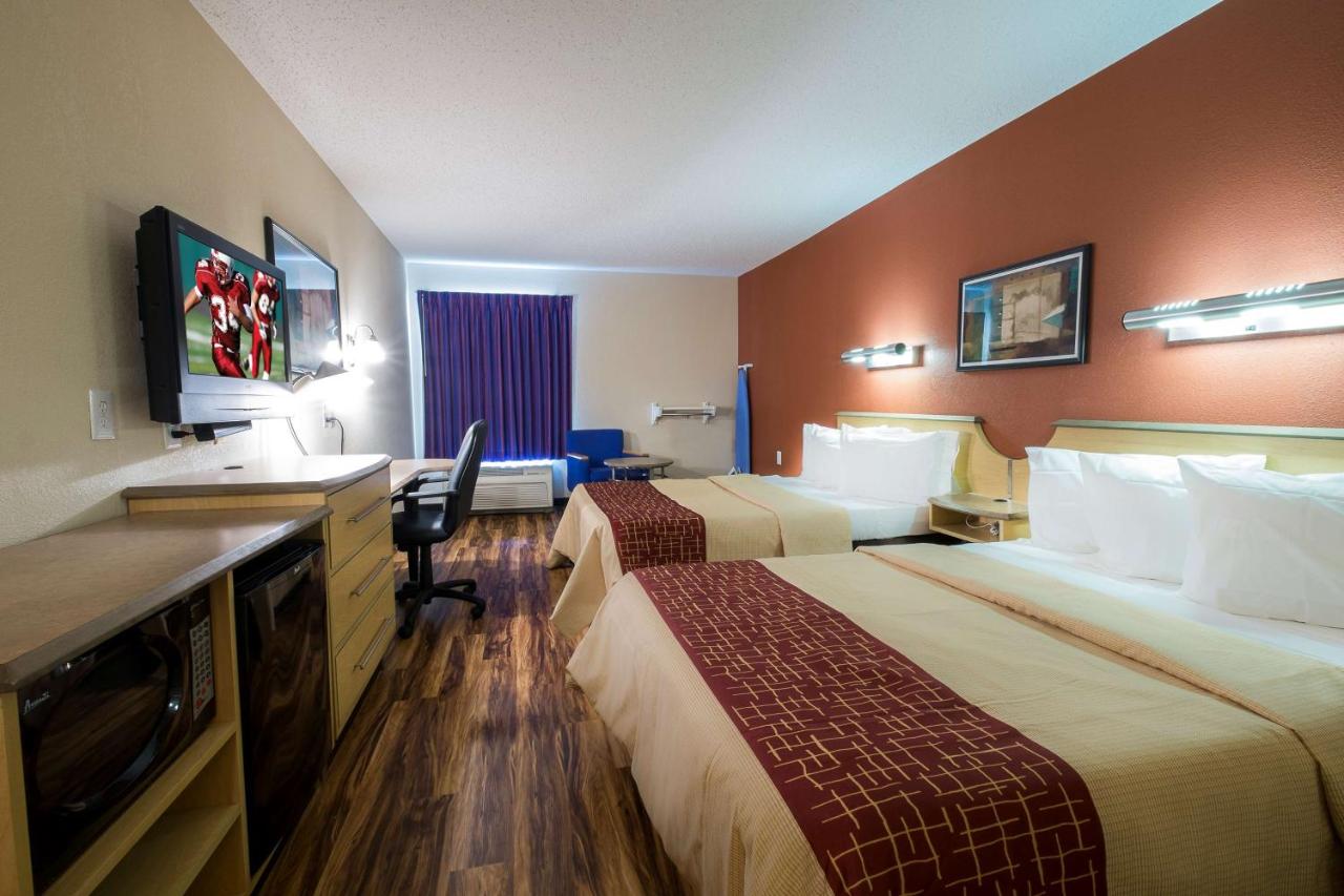 Red Roof Inn & Suites Philadelphia - Bellmawr