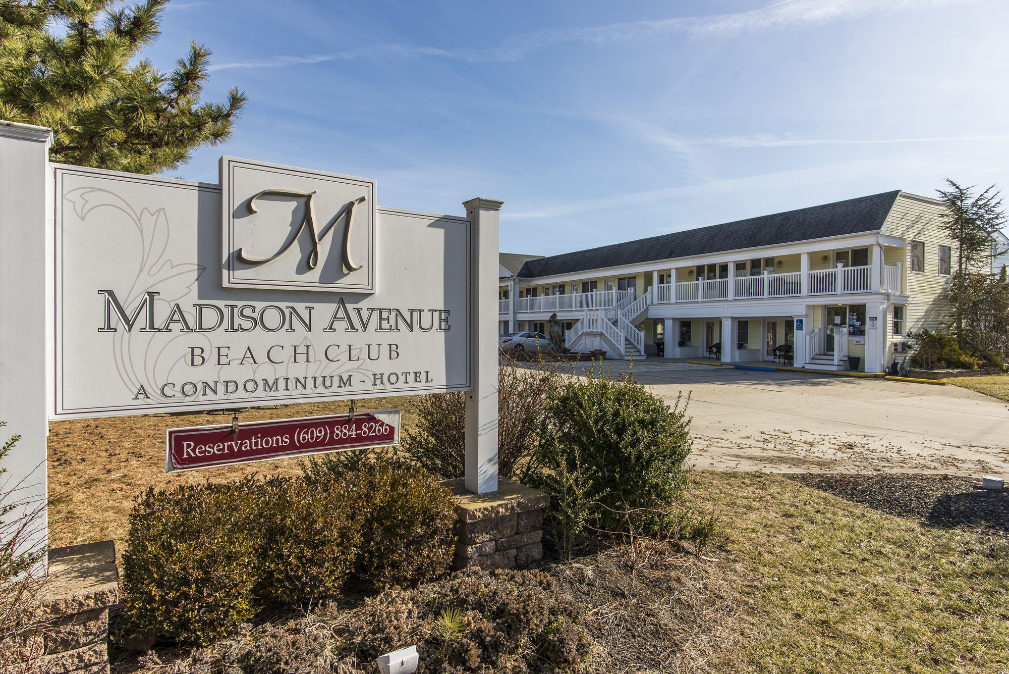 Madison Avenue Beach Club