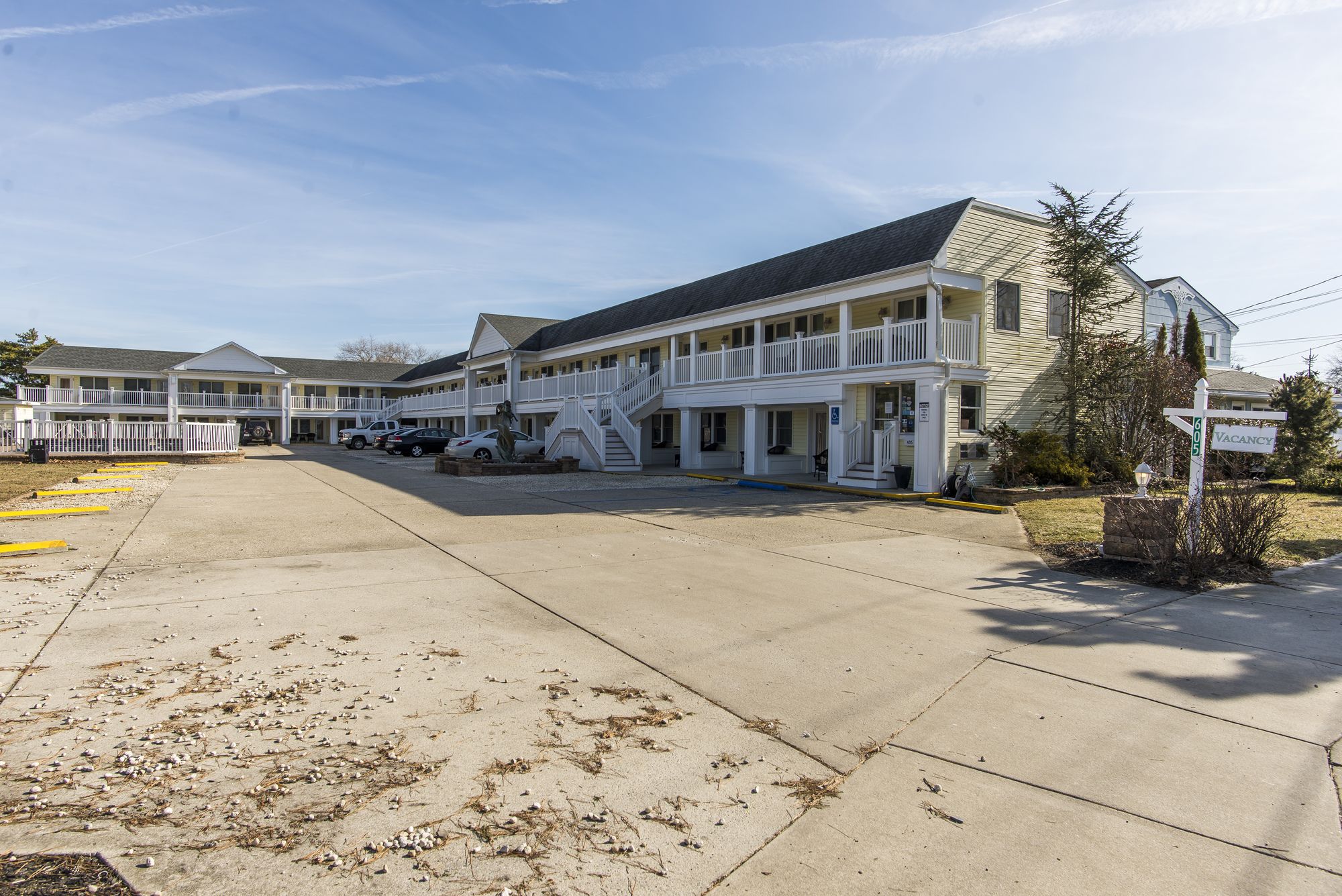Madison Avenue Beach Club