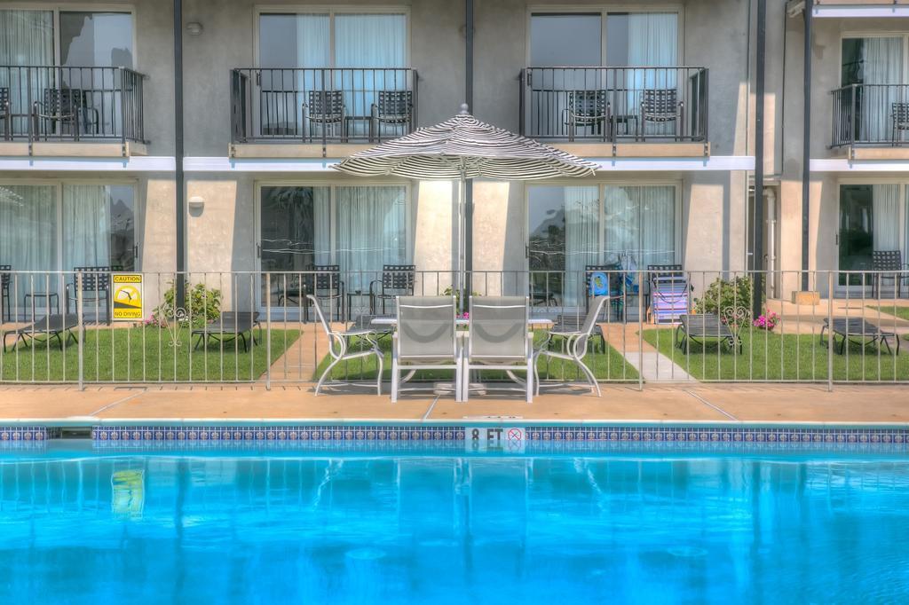 Periwinkle Inn