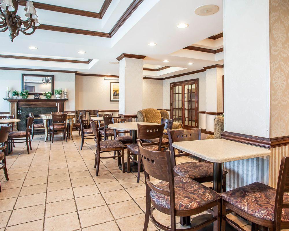 Comfort Inn & Suites