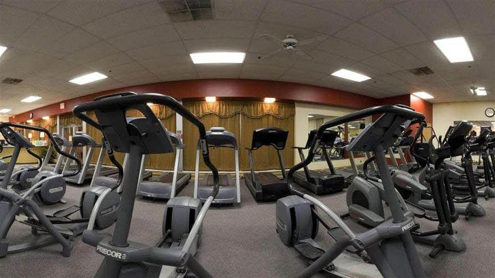 Holiday Inn Express Hotel & Suites Carneys Point