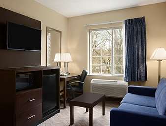 Days Inn & Suites by Wyndham Cherry Hill - Philadelphia