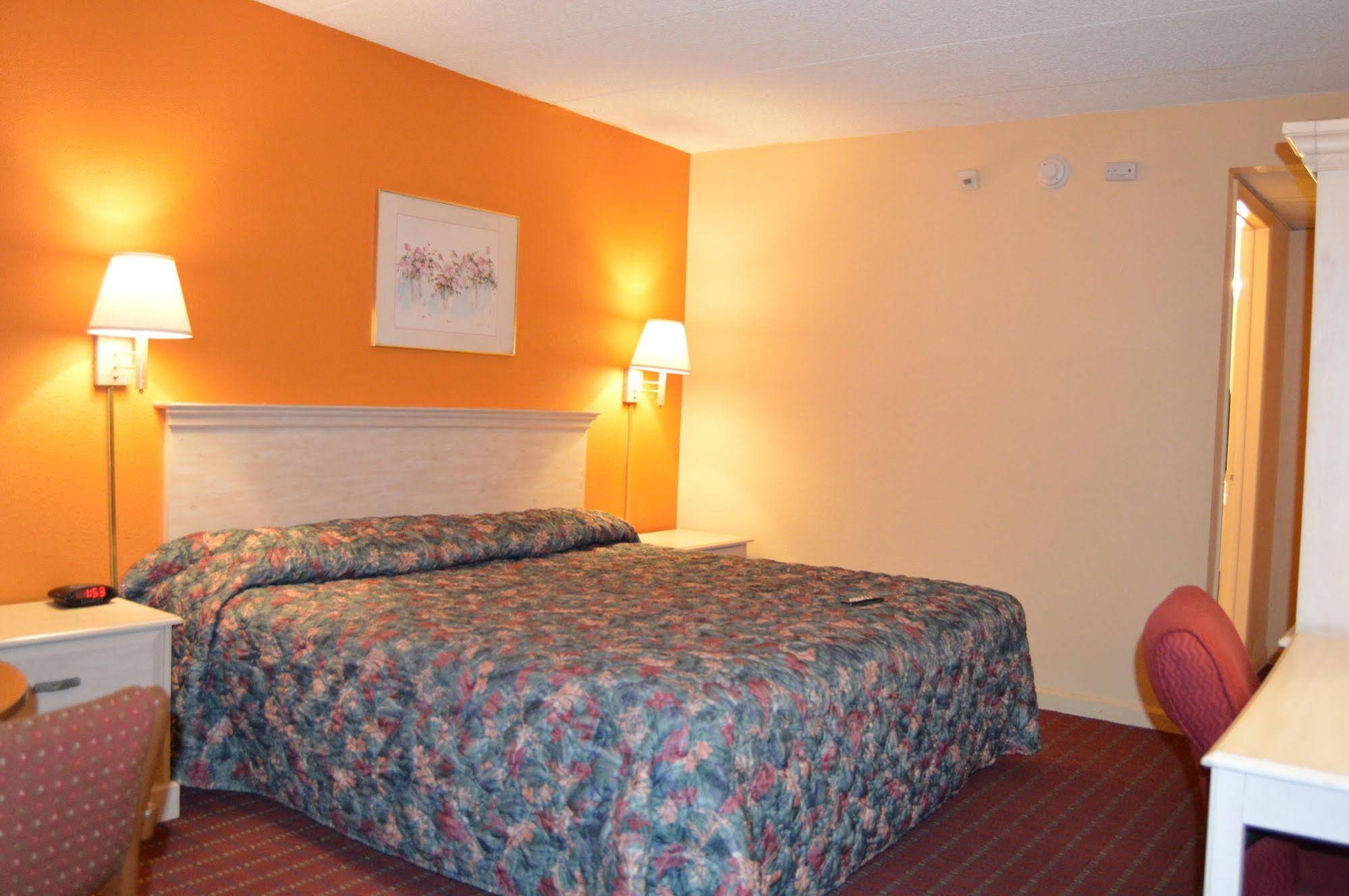 Travelers Inn Dayton