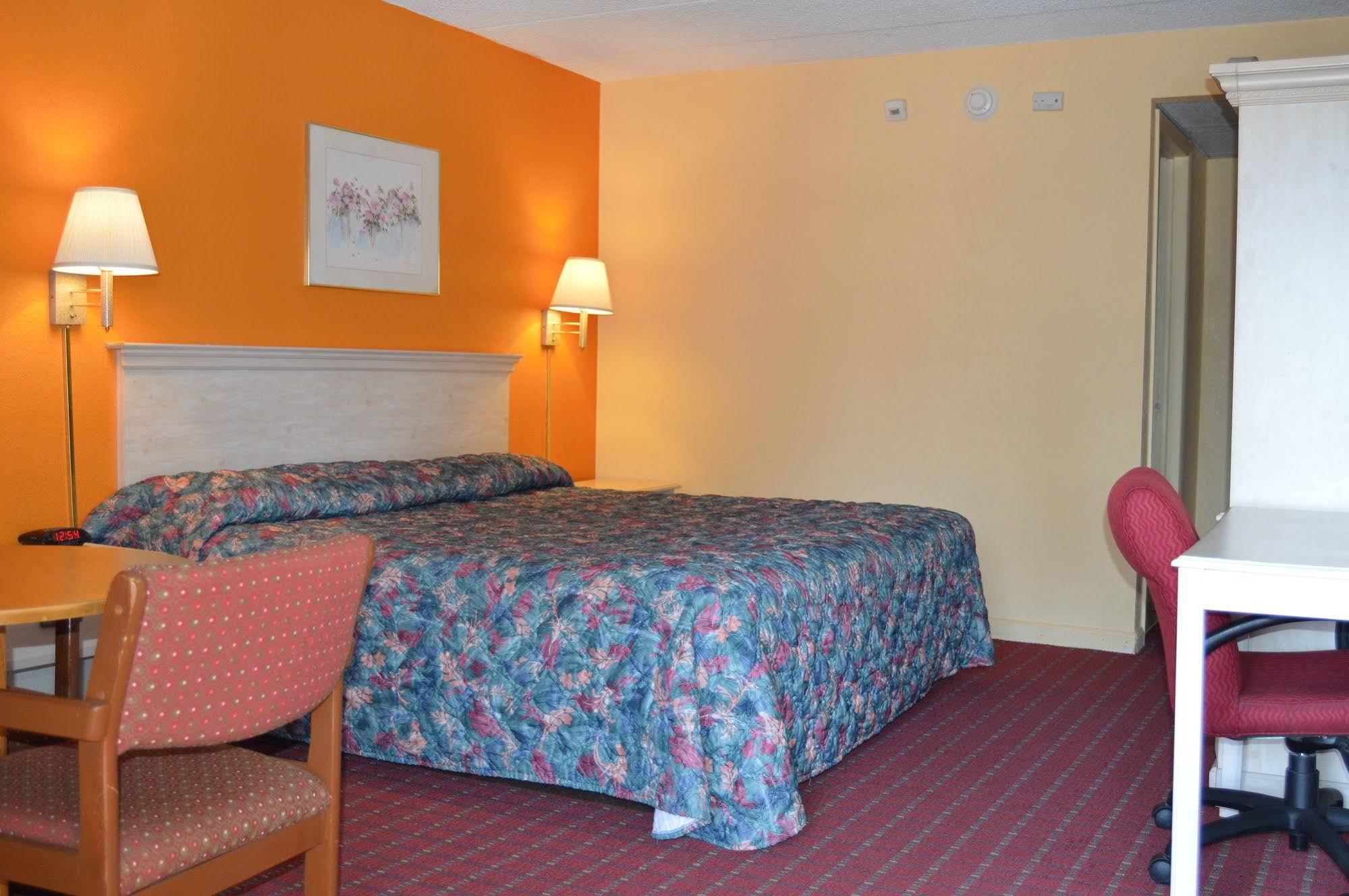 Travelers Inn Dayton