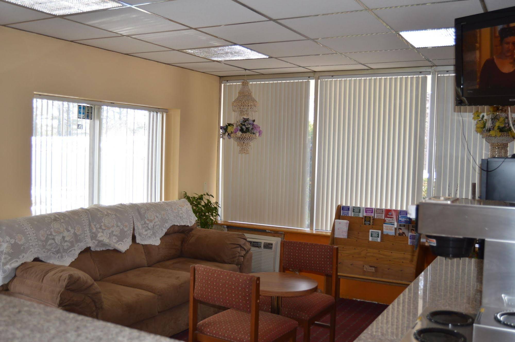 Travelers Inn Dayton