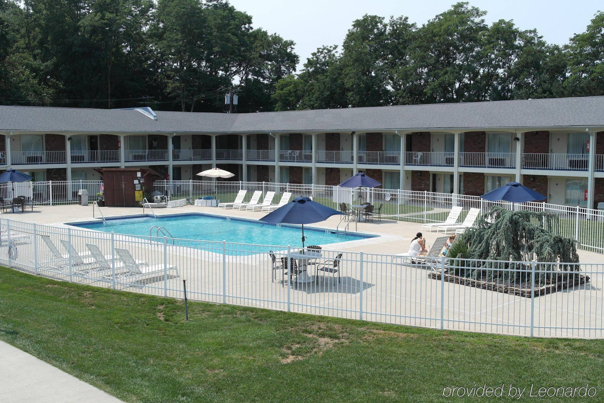 Crystal Inn