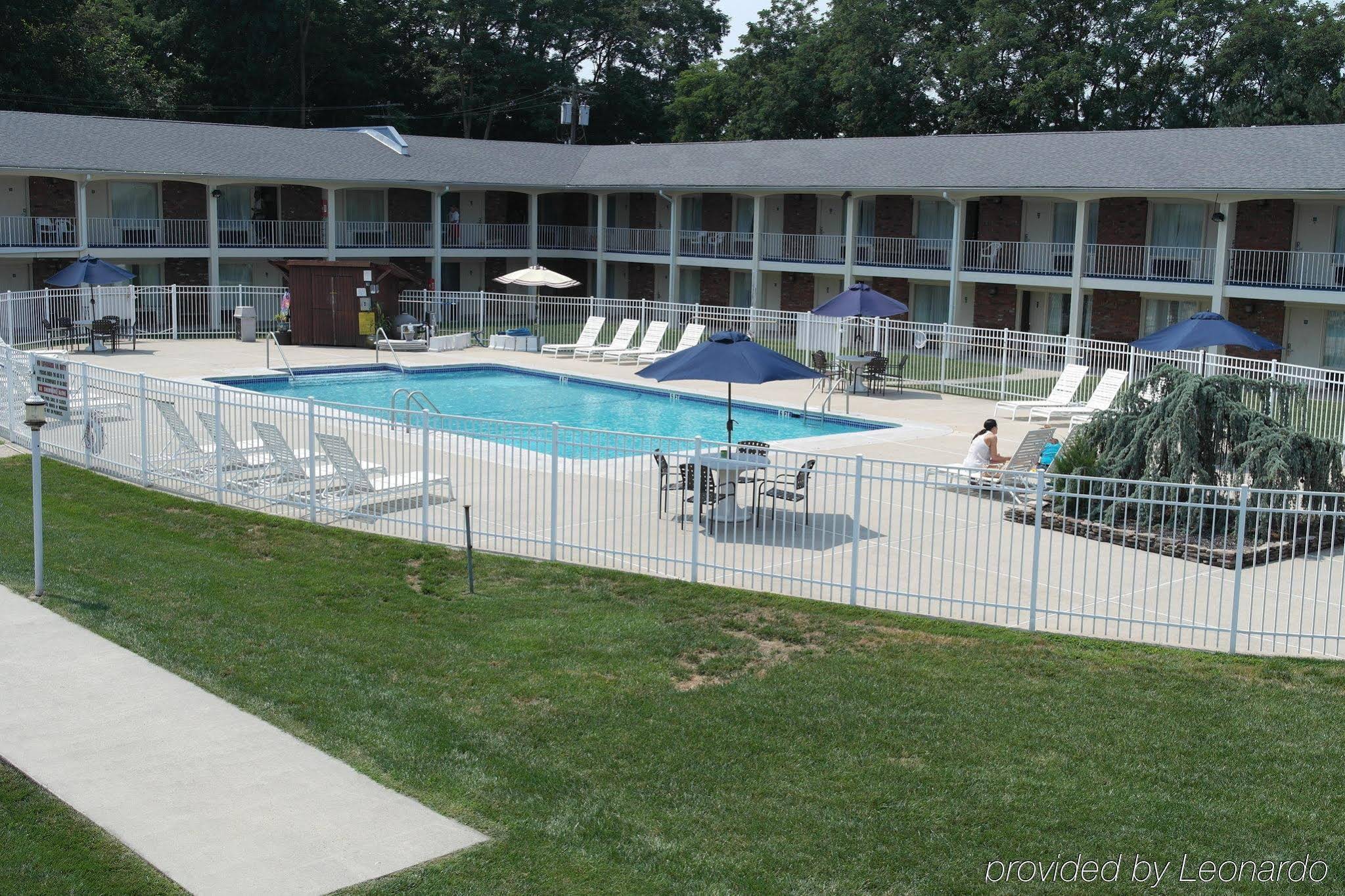 Crystal Inn