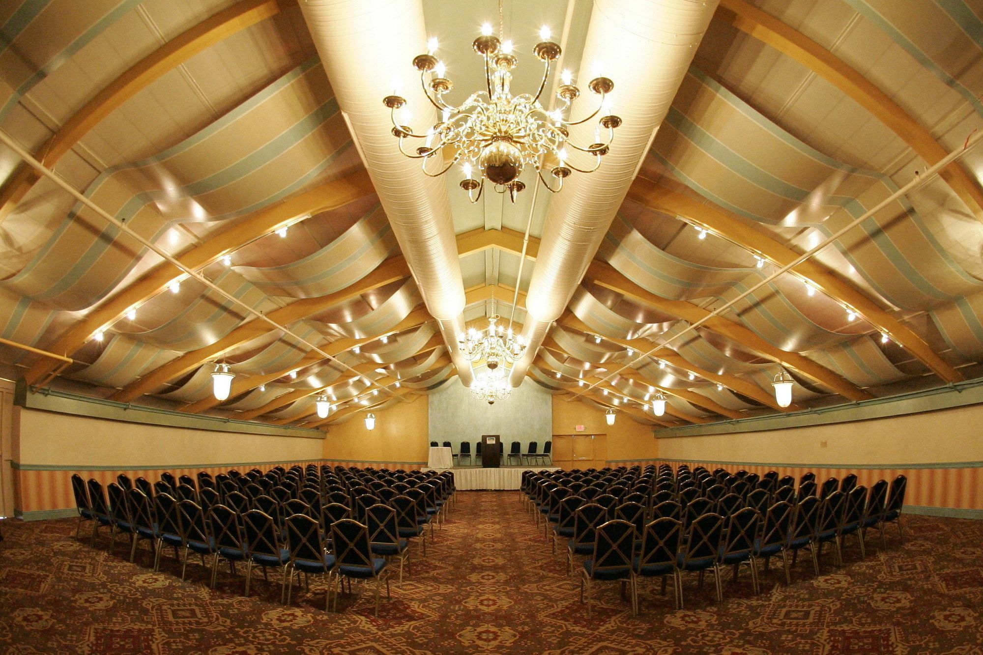 E Hotel Banquet & Conference Center