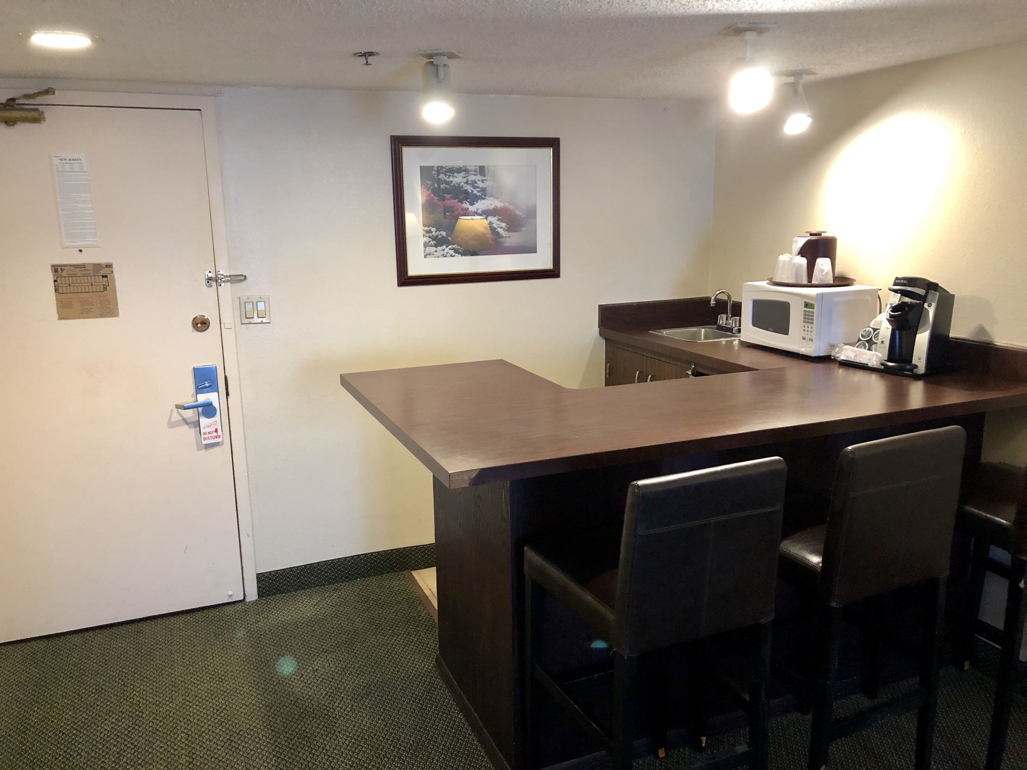 E Hotel Banquet & Conference Center