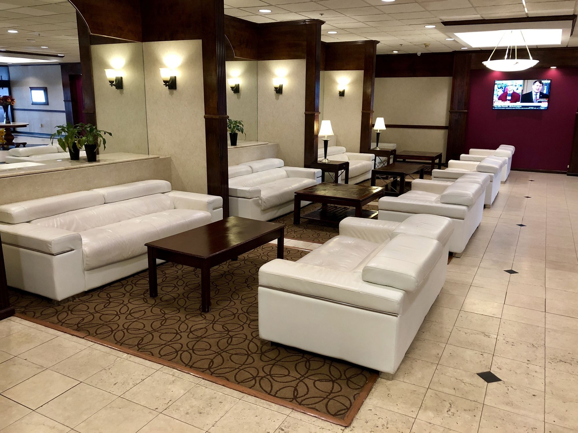 E Hotel Banquet & Conference Center
