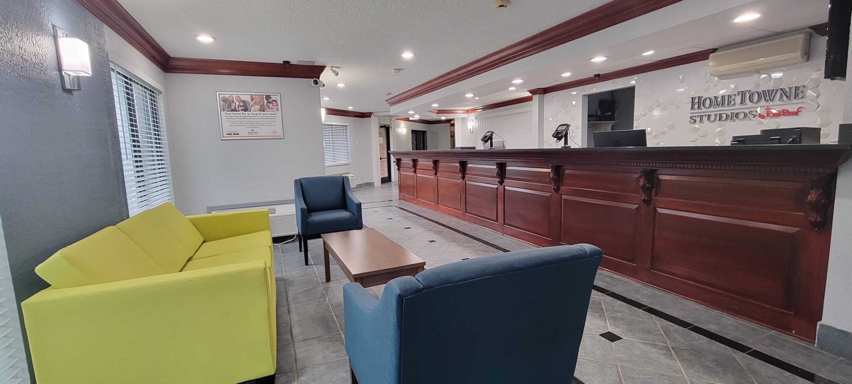 HomeTowne Studios by Red Roof Egg Harbor Atlantic City Airport