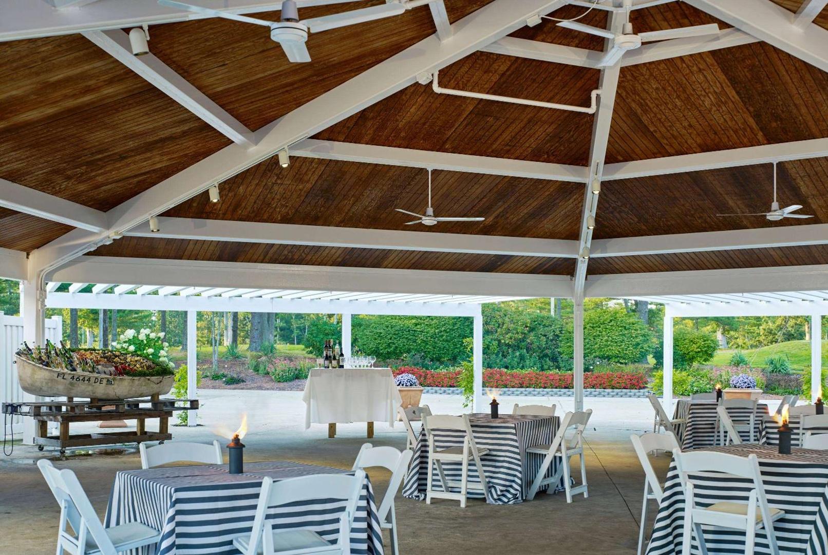 Seaview Hotel, a Dolce by Wyndham