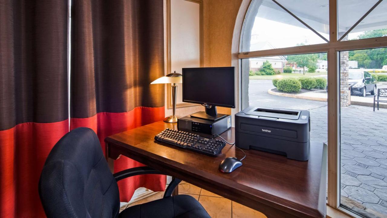 Best Western Hazlet Inn