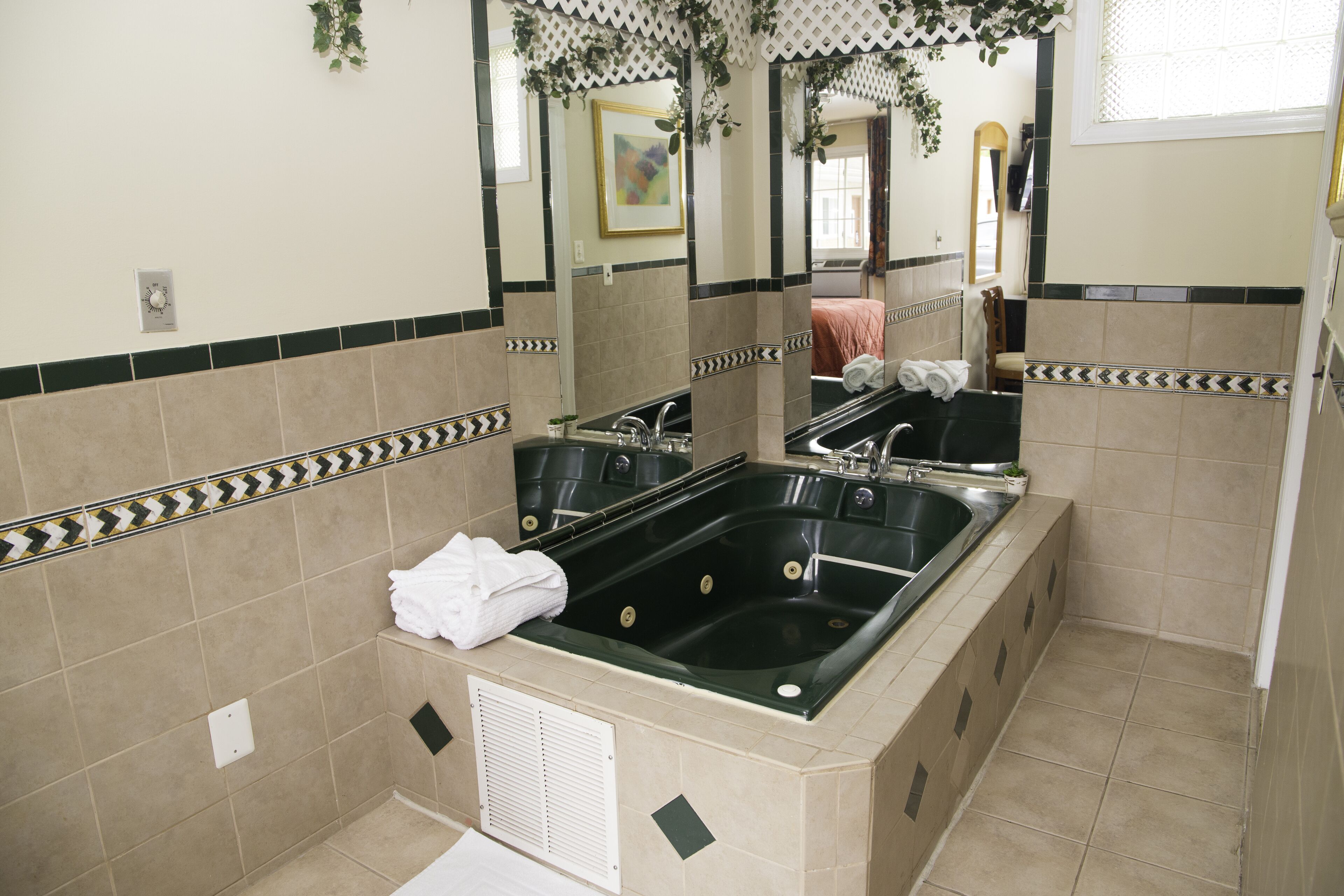 Capri Inn and Suites