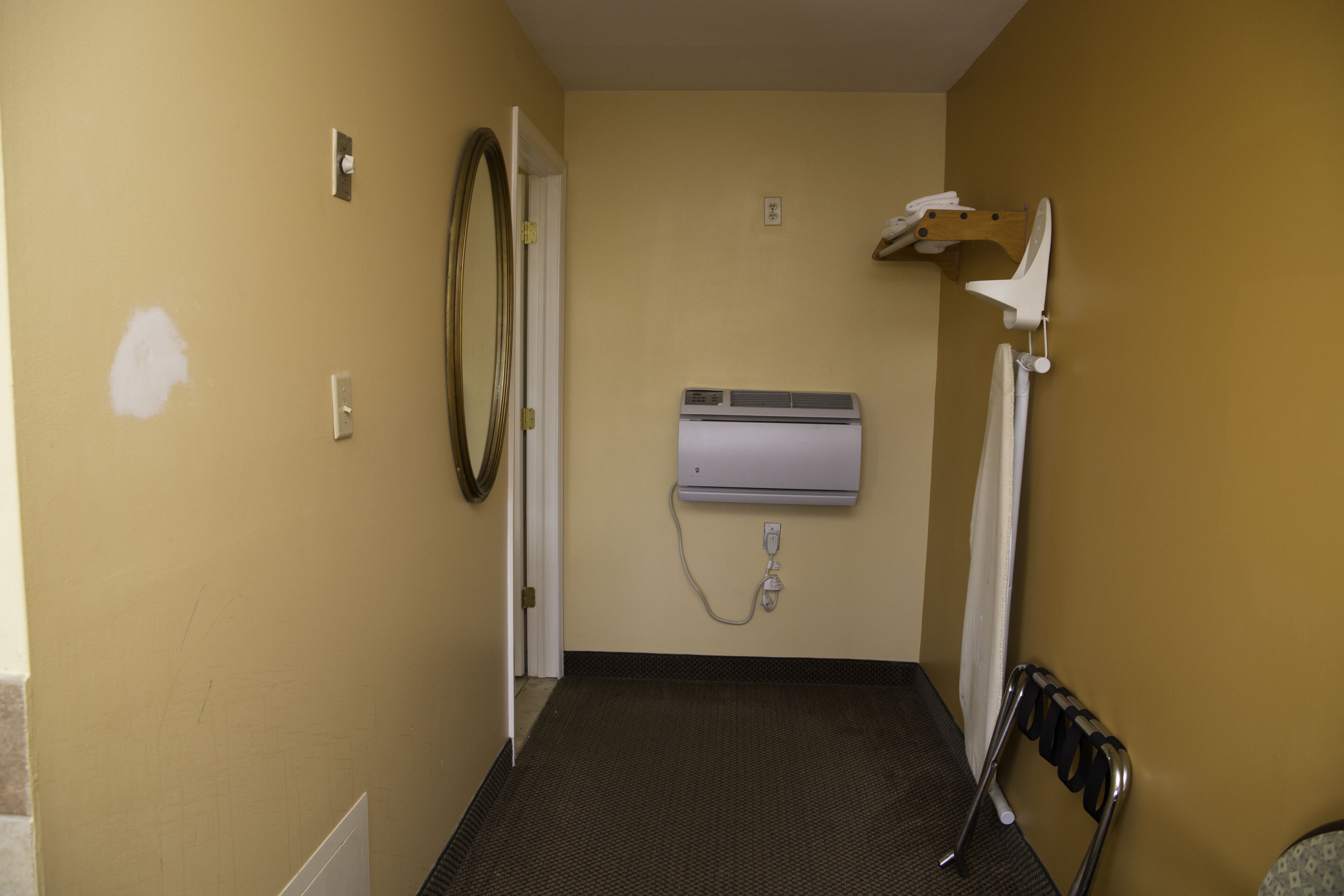 Capri Inn and Suites