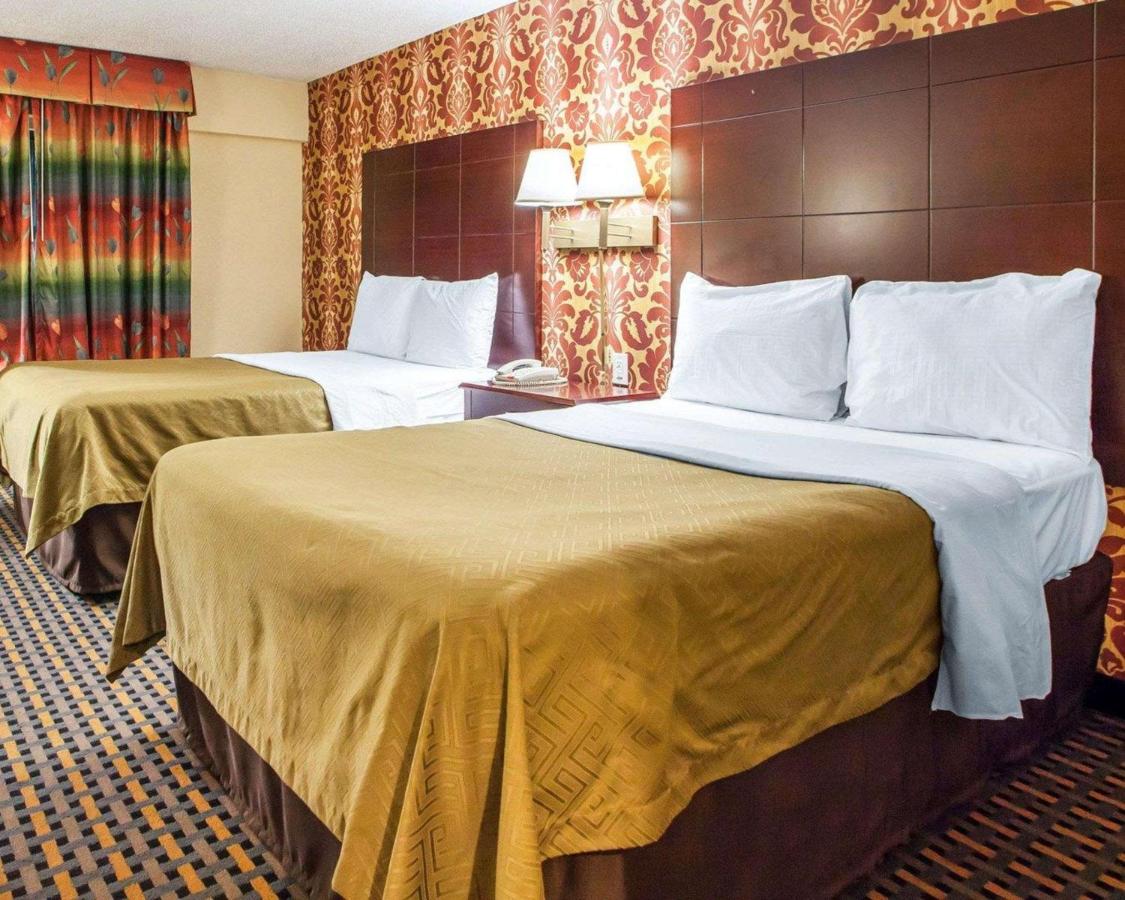 Days Inn by Wyndham Jersey City / NYC Area