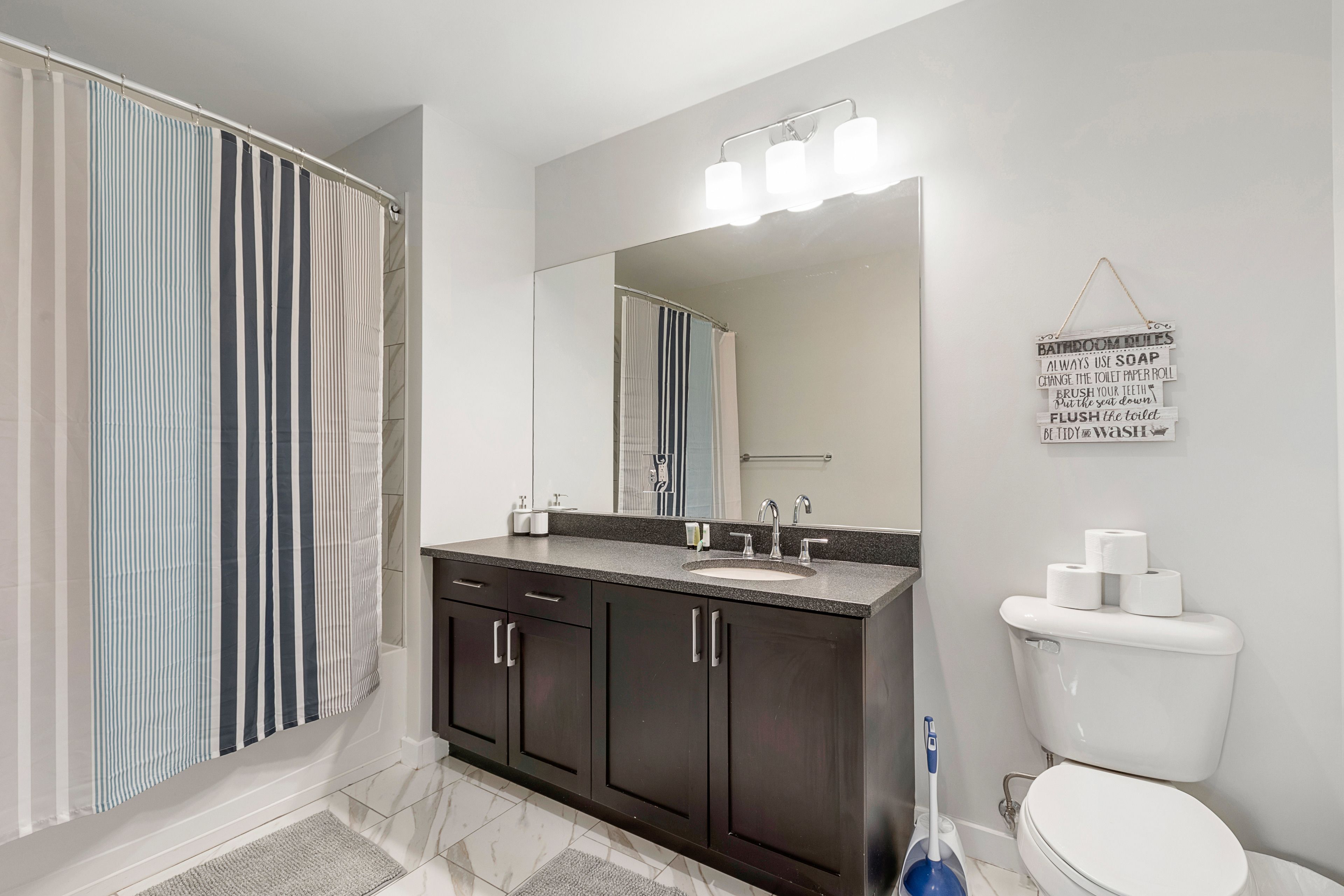 Pelicanstay Near Holland Tunnel