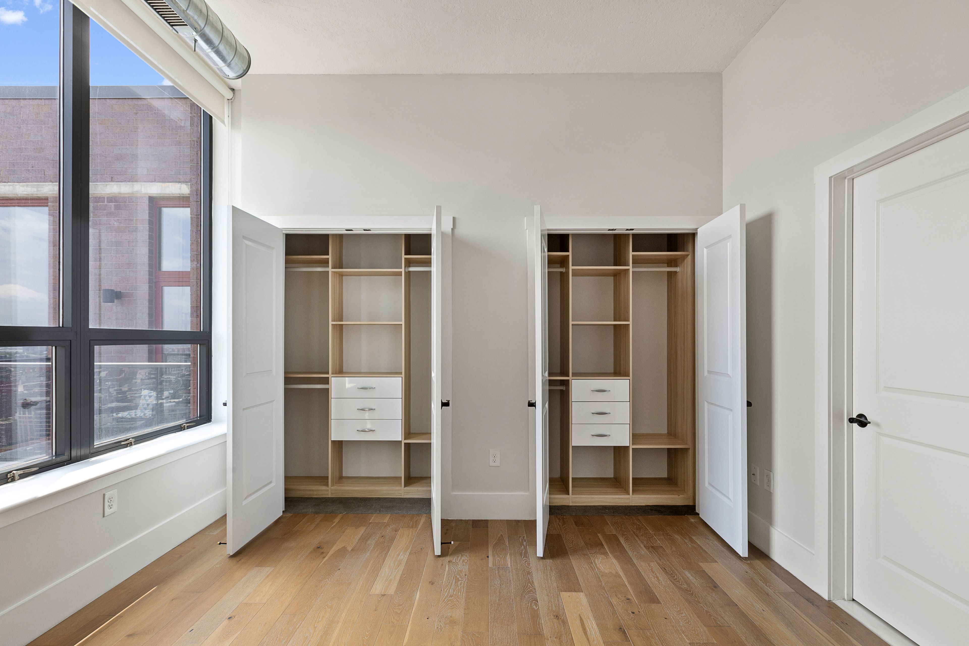 Pelicanstay Near Holland Tunnel