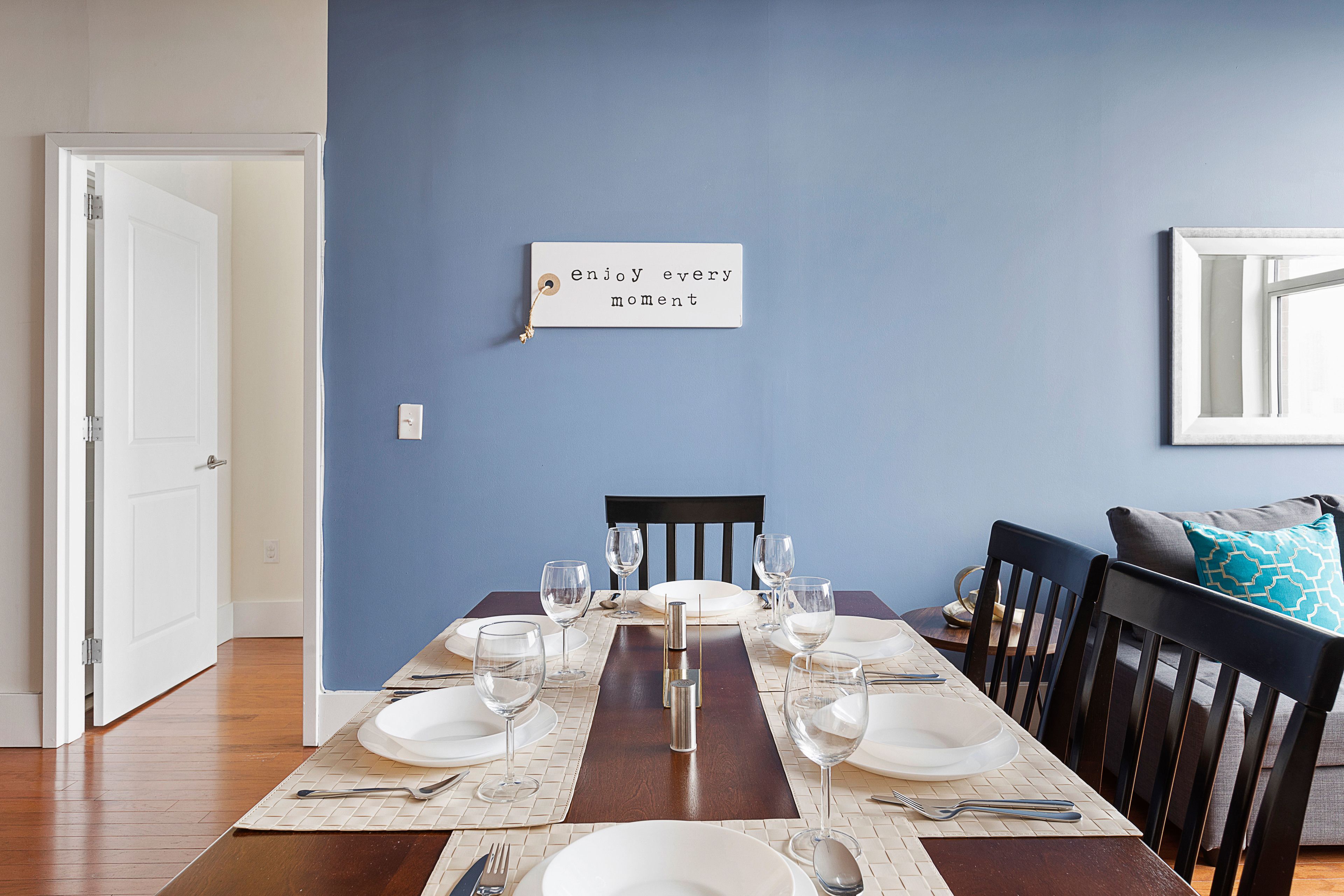 Pelicanstay Near Holland Tunnel