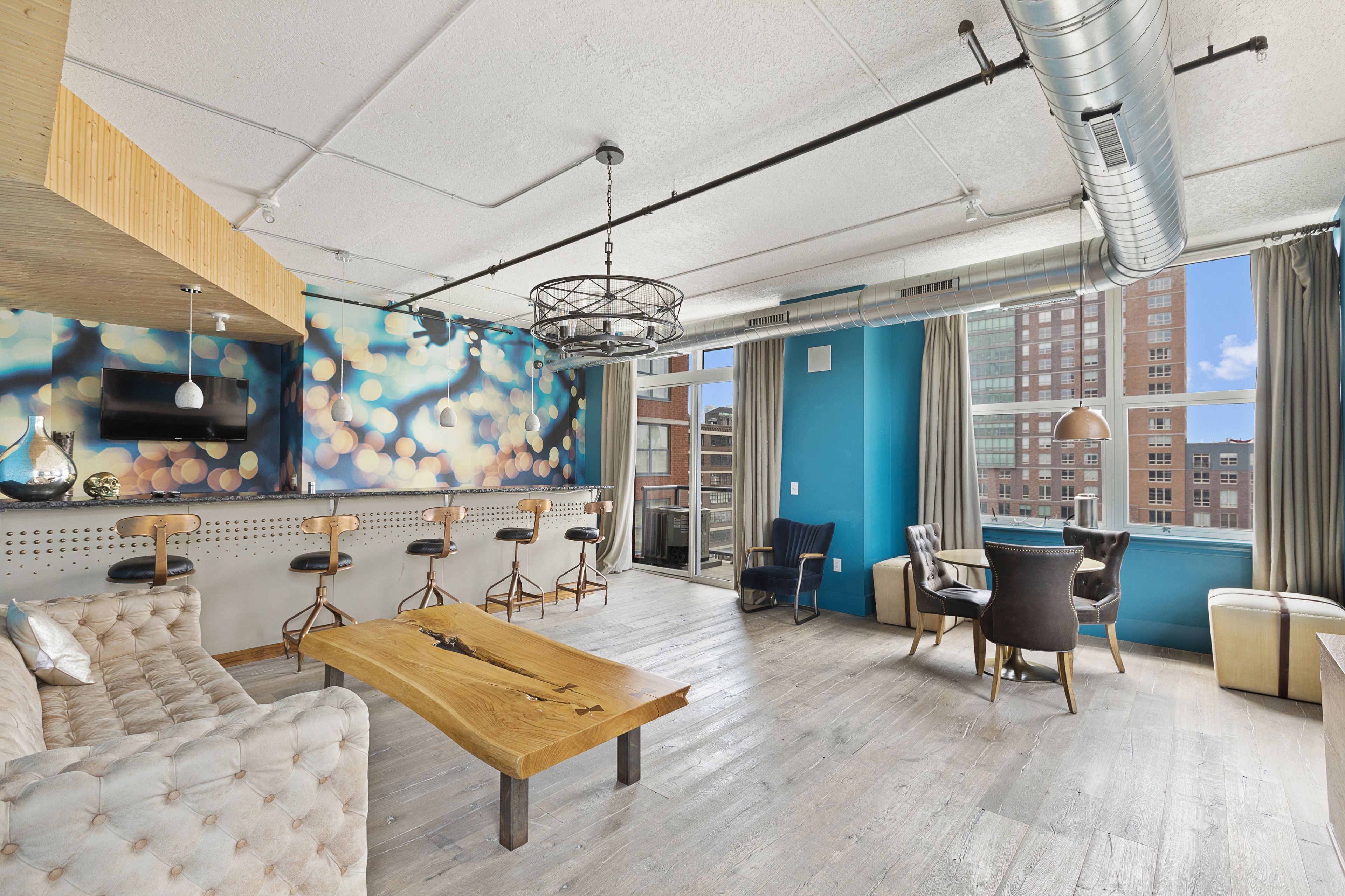Pelicanstay Near Holland Tunnel