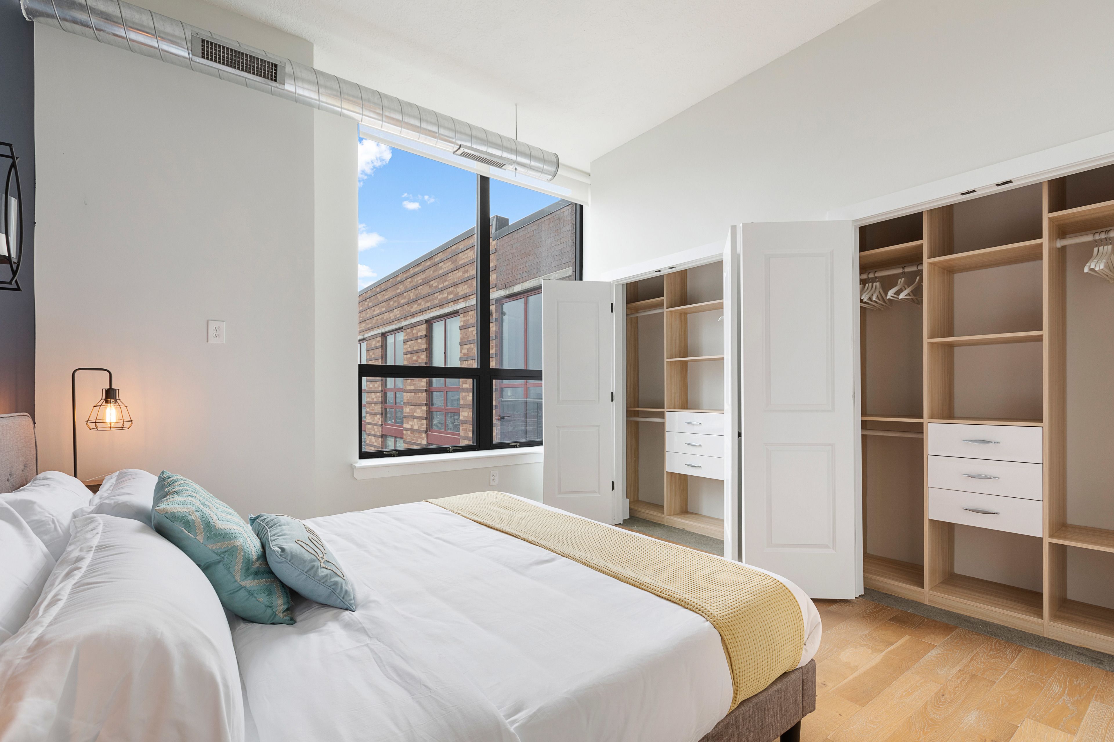 Pelicanstay Near Holland Tunnel